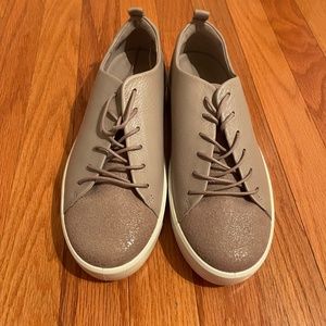 ECCO Women's Soft 7 Sneaker